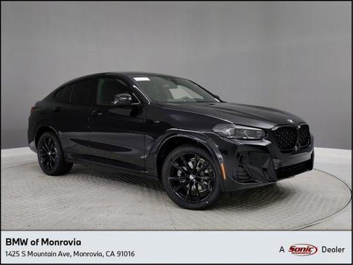 2025 BMW X4 xDrive30i