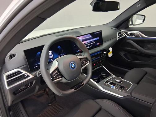 Alpine White 2026 BMW i4 Gran Coupe eDrive40