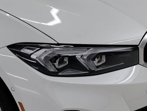 2025 BMW 330 i