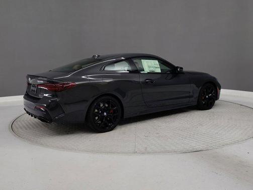 2026 BMW M440 i xDrive