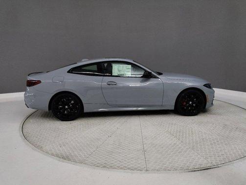 2025 BMW M440 i xDrive