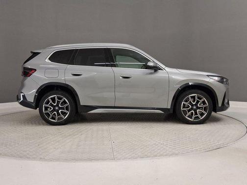 Space Silver Metallic 2026 BMW X1 xDrive28i