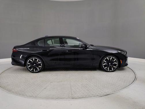 2026 BMW 530 530i