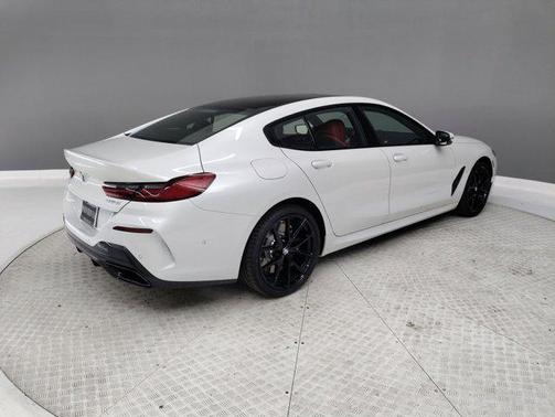 2026 BMW 840 i