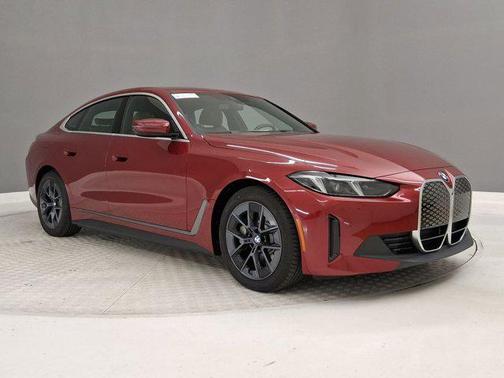 Vegas Red Metallic 2026 BMW i4 Gran Coupe xDrive40