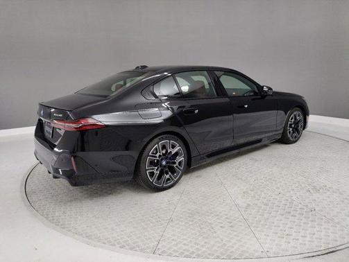 2025 BMW i5 eDrive40