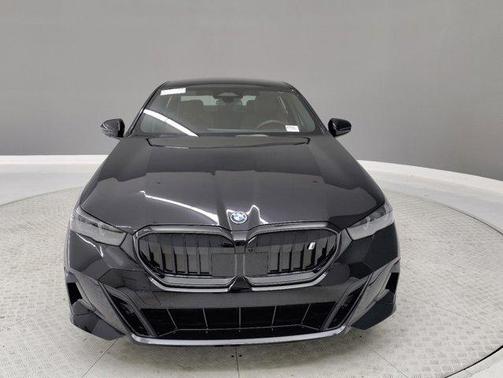 2025 BMW i5 eDrive40