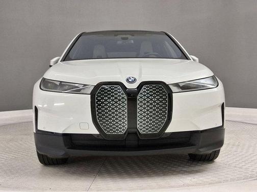 Alpine White 2023 BMW iX xDrive50
