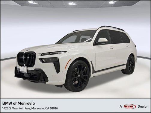 Alpine White 2024 BMW X7 xDrive40i