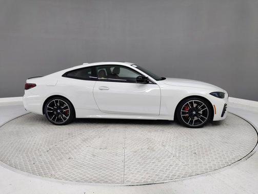 2025 BMW M440 i