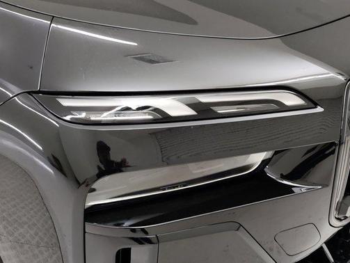 2025 BMW 760 i xDrive
