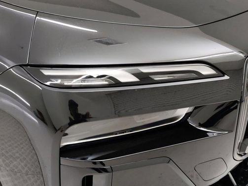 2025 BMW 760 i xDrive