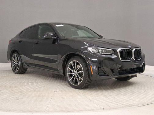 2023 BMW X4 M40i