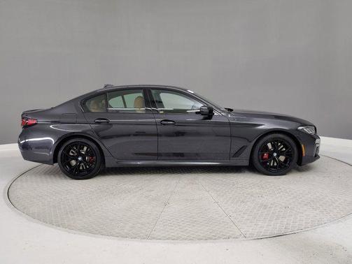2023 BMW 540 i