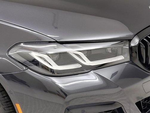 2023 BMW 540 i