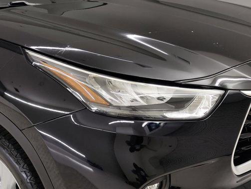 2020 Toyota Highlander LE