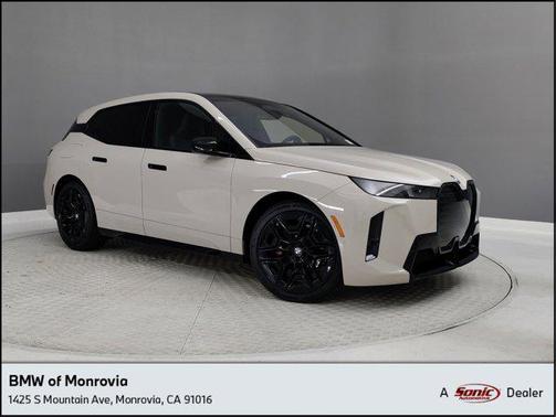 2026 BMW iX M70