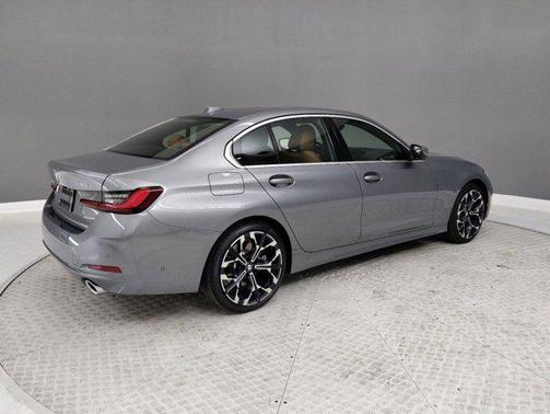 2025 BMW 330 i