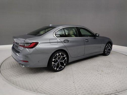 2025 BMW 330 i