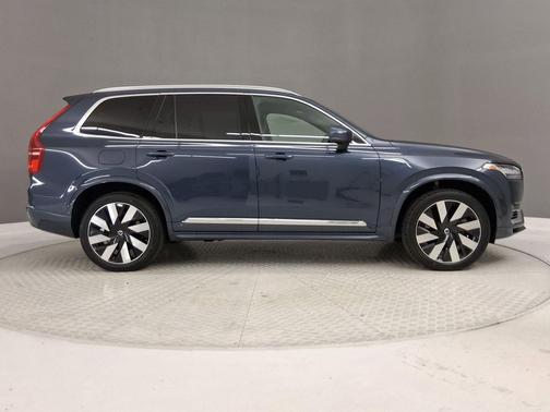 Denim Blue Metallic 2023 Volvo XC90 Recharge Plug-In Hybrid T8 Ultimate Bright Theme 7-Seater