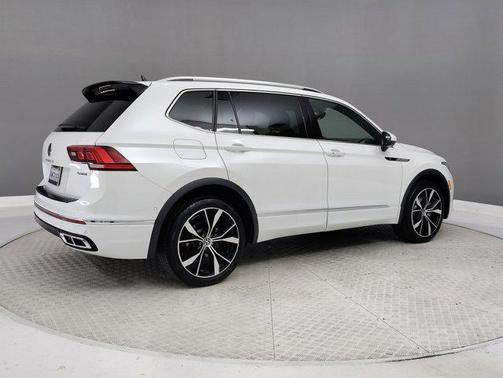 2024 Volkswagen Tiguan 2.0T SEL R-Line 4MOTION