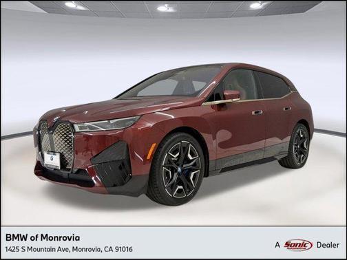 Aventurin Red Metallic 2023 BMW iX xDrive50