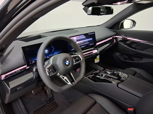 Black Sapphire Metallic 2027 BMW 530 i