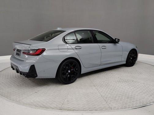 2025 BMW 330 i