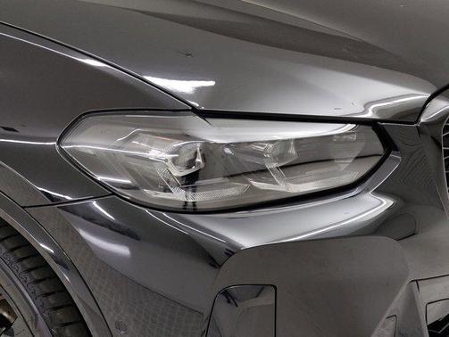 2023 BMW X4 xDrive30i
