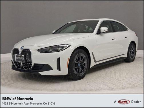 Alpine White 2023 BMW i4 Gran Coupe eDrive35