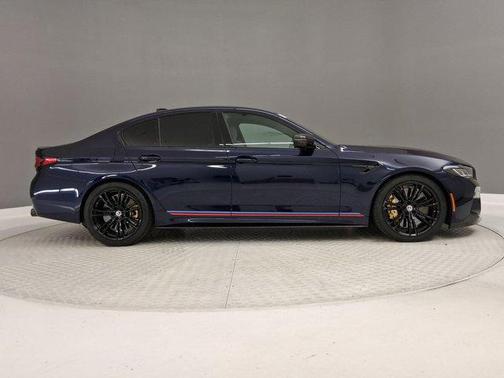 Tanzanite Blue II Metallic 2023 BMW M5 Base