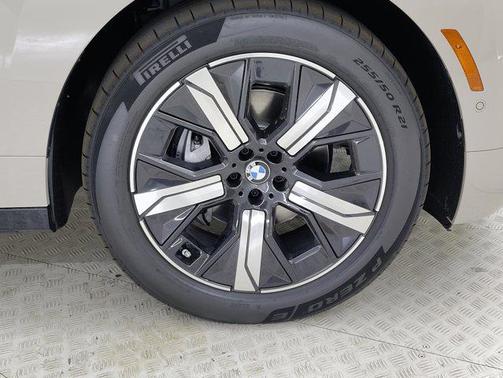 2026 BMW iX xDrive45