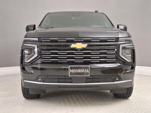 Black 2025 Chevrolet Suburban 4WD High Country