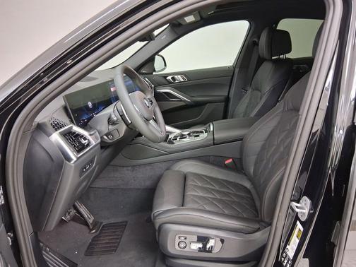 Black Sapphire Metallic 2027 BMW X6 xDrive40i
