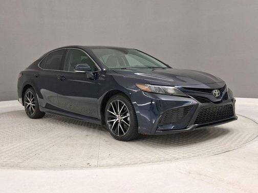 Galactic Aqua Mica 2021 Toyota Camry SE