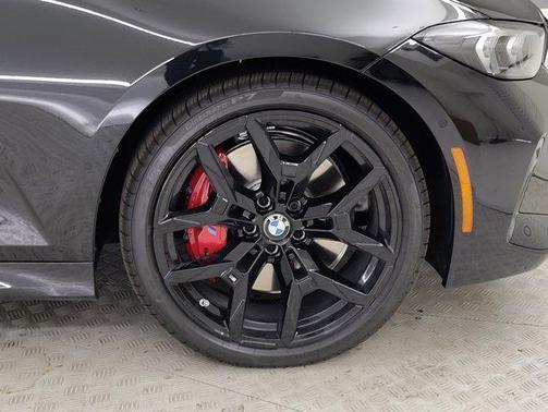 2025 BMW 330 i