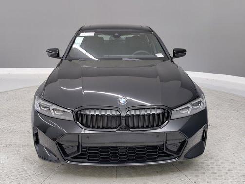 2025 BMW 330 i