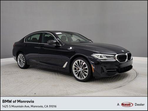 2022 BMW 530 i
