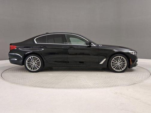 Jet Black 2020 BMW 530 530i