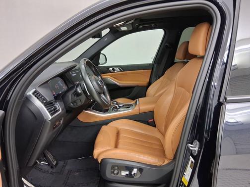 Carbon Black Metallic 2021 BMW X5 xDrive40i