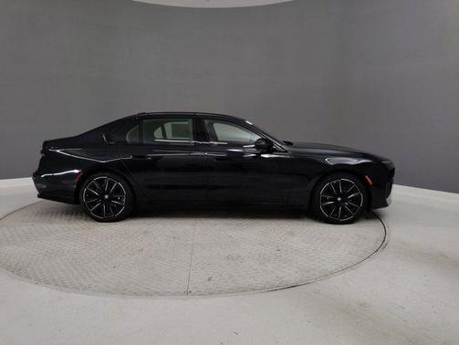 2025 BMW i7 eDrive50