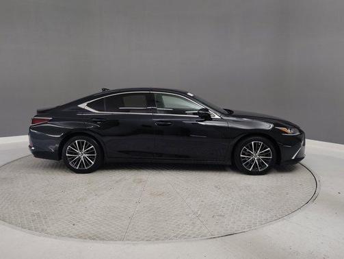 2023 Lexus ES 350 Base