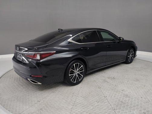 2023 Lexus ES 350 Base
