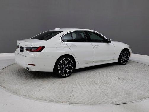 2025 BMW 330 i