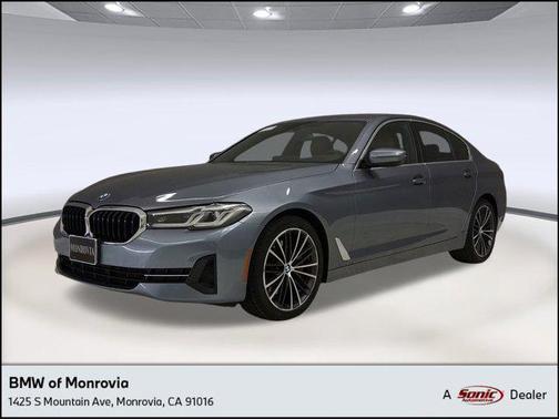 2022 BMW 530 i