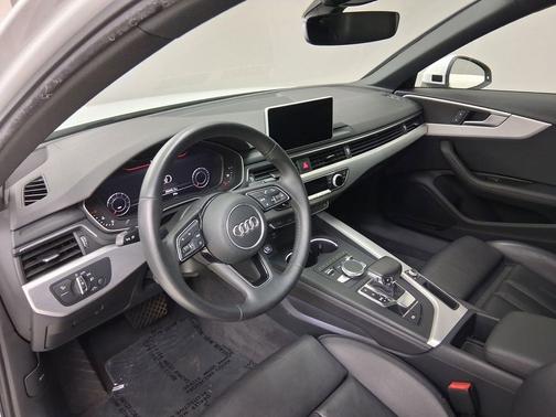 Glacier White Metallic 2019 Audi A4 40 Premium