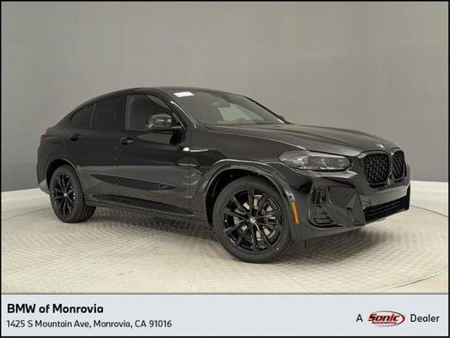 2025 BMW X4 xDrive30i