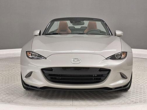 Platinum Quartz Metallic 2023 Mazda MX-5 Miata Grand Touring