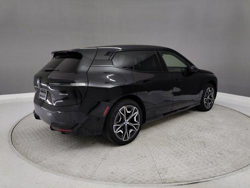 2025 BMW iX xDrive50