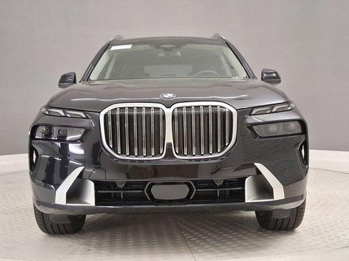 Black Sapphire Metallic 2026 BMW X7 xDrive40i
